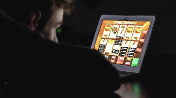 Android app gameplay Joker Gaming slot game loaded on Android device